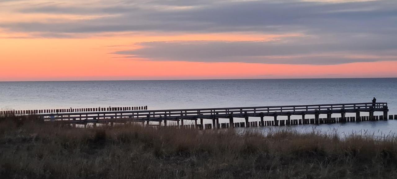 Ferienwohnung "Juliette" Zingst Luaran gambar